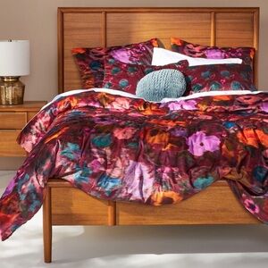 anthropologie velvet quilt
